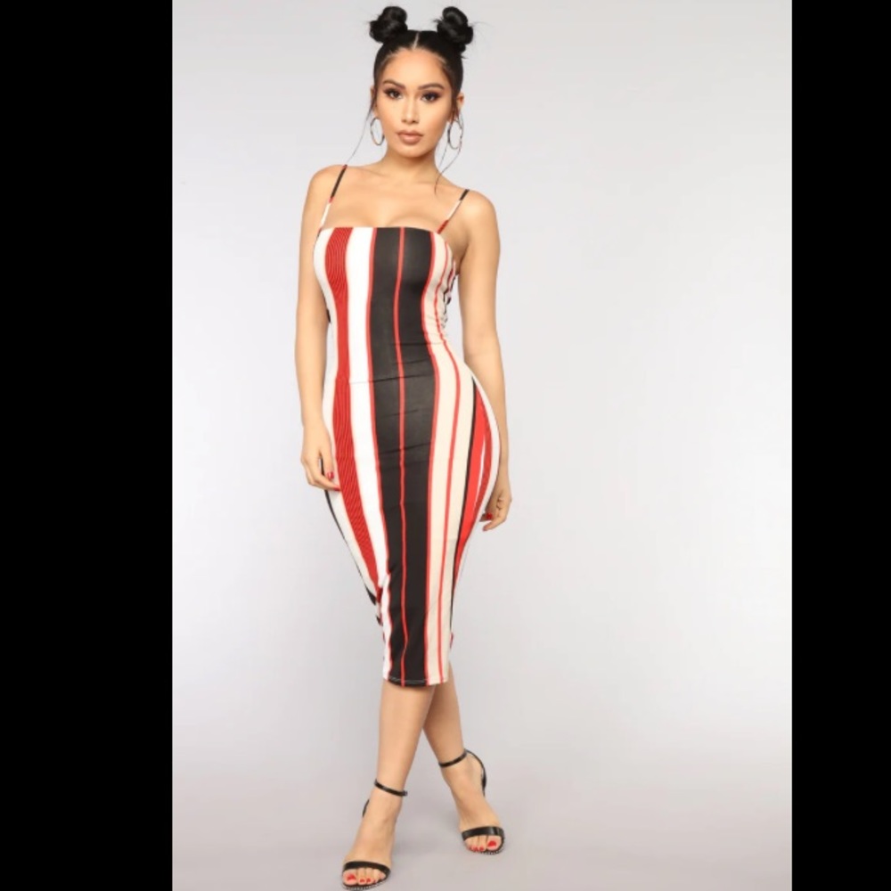 Fashion Nova dress 🖤❤️